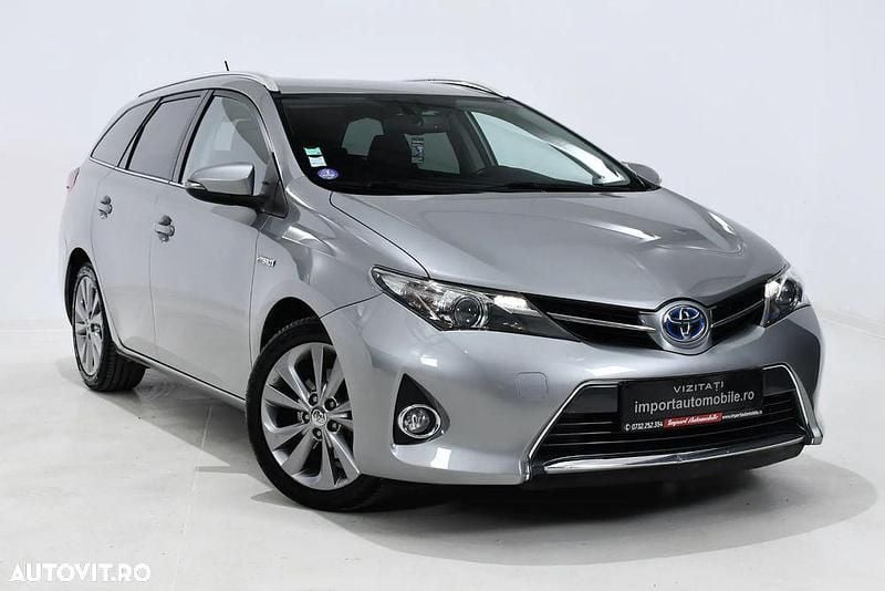 Culoaregri Utilizat 2014 Toyota Auris Hybrid Luna Break | 9.290 EUR (Preț bun) - Imagine 1/4