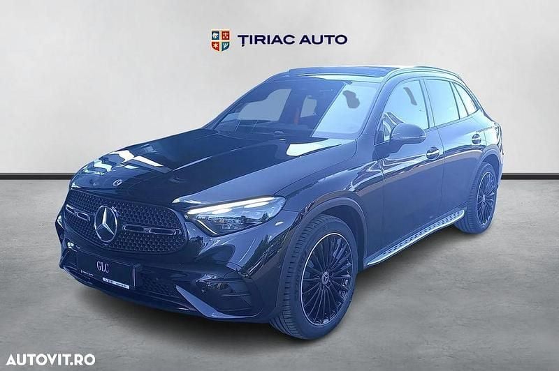 Negru Nouă 2025 Mercedes GLC300 AMG line SUV | 77.354 EUR (Preț OK) - Imagine 1/4