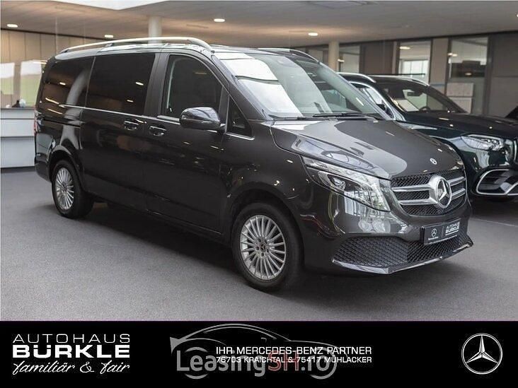 Gri Utilizat 2022 Mercedes V220 Edition Monovolum | 62.123 EUR - Imagine 1/4