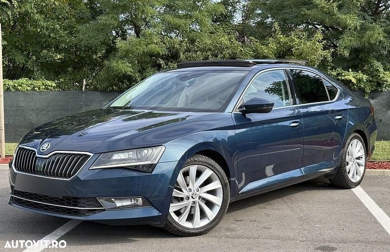 Culoarealbastru Utilizat 2019 Skoda Superb Style Berlinǎ | 17.900 EUR (Preț OK) - Imagine 1/4