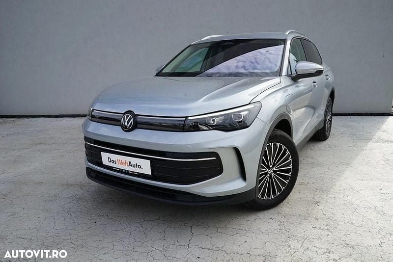 Culoareargint Nouă 2025 VW Tiguan Life SUV | 40.401 EUR (Scump) - Imagine 1/4