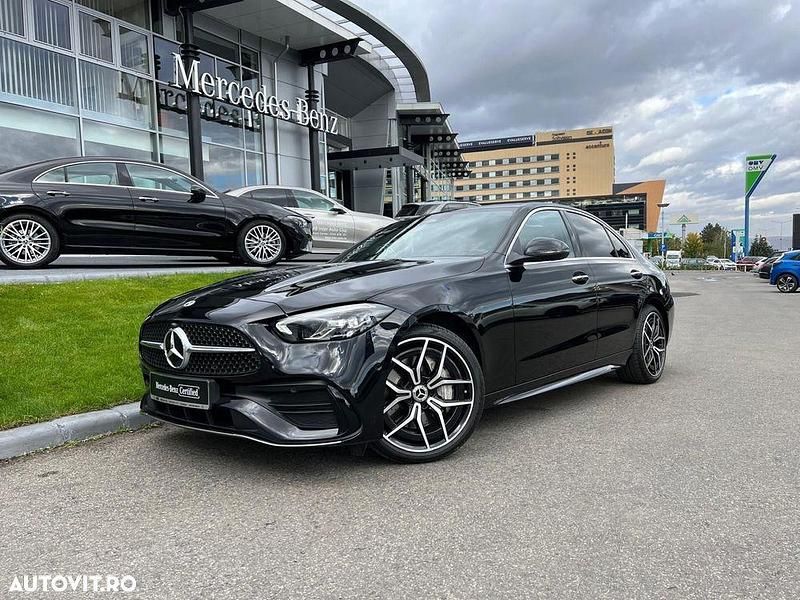 Culoarenegru Utilizat 2022 Mercedes C200 Break | 46.000 EUR - Imagine 1/4