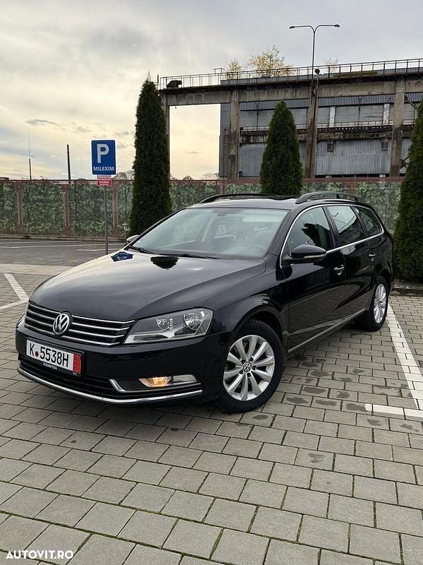 Culoarenegru Utilizat 2013 VW Passat Comfortline Break | 6.600 EUR (Preț OK) - Imagine 1/4