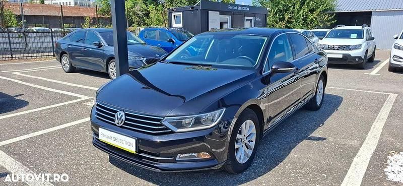 Culoarenegru Utilizat 2016 VW Passat Berlinǎ | 14.500 EUR (Preț OK) - Imagine 1/4