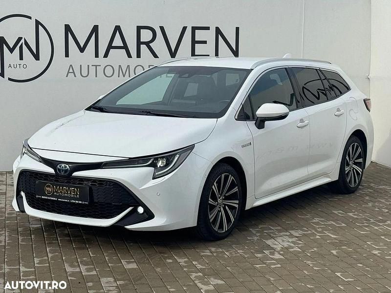 Second-hand Toyota Corolla Comfort 180 CP (132 kW) 2021 Culoarealb Break