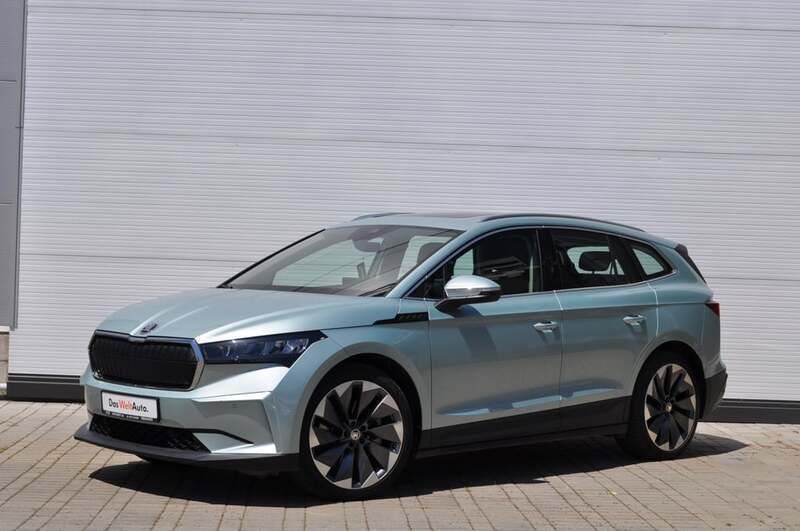 Gri mediu normal Utilizat 2022 Skoda Enyaq iV SUV | 29.950 EUR (Super Preț) - Imagine 1/4