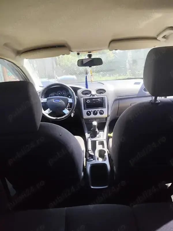 Utilizat 2007 Ford Focus Hatchback | 1.450 EUR (Preț OK) - Imagine 1/4