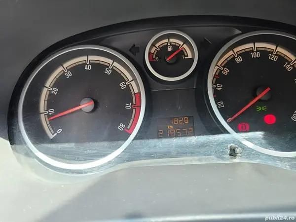 Second-hand Opel Corsa 86 CP (63 kW) 2011 Negru Hatchback