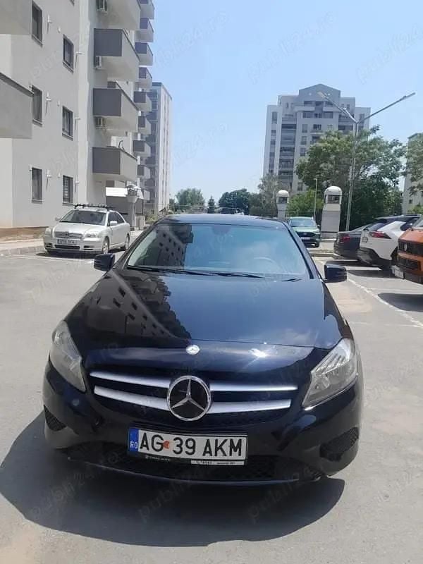 Utilizat 2015 Mercedes A180 Hatchback | 10.500 EUR (Preț bun) - Imagine 1/4