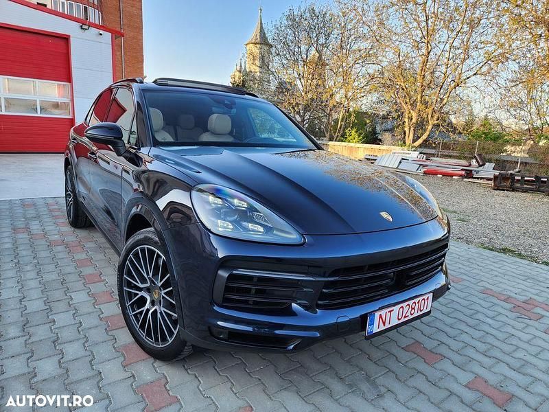 Second-hand Porsche Cayenne 340 CP (250 kW) 2019 Albastru SUV