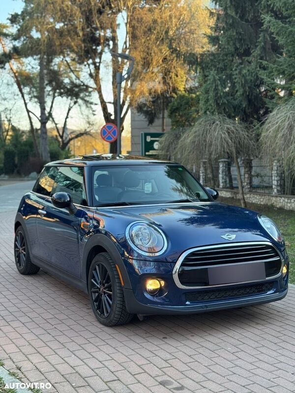 Albastru Utilizat 2017 Mini Cooper Hatchback | 14.500 EUR (Preț OK) - Imagine 1/4