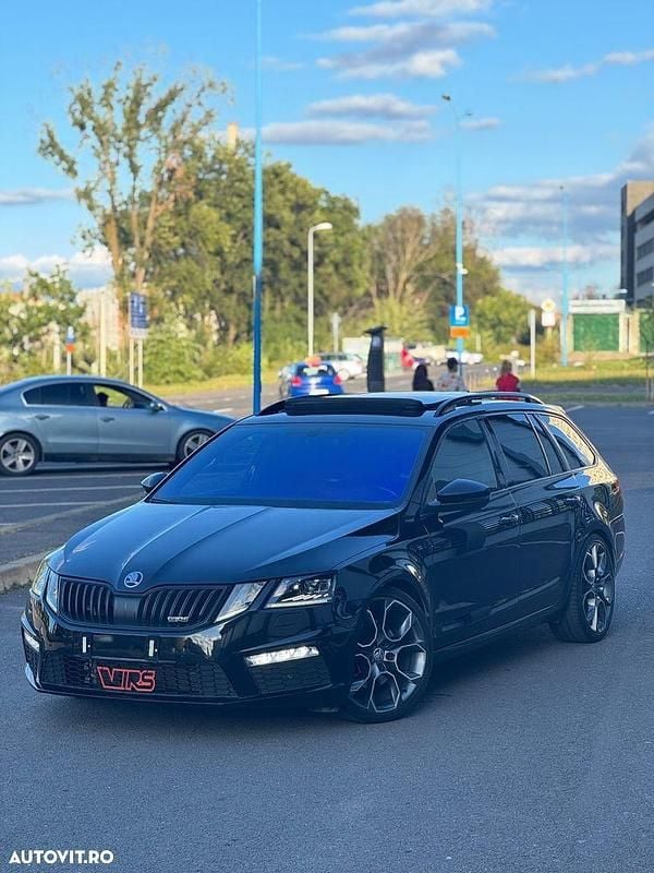 Culoarenegru Utilizat 2018 Skoda Octavia RS Break | 15.300 EUR (Scump) - Imagine 1/4