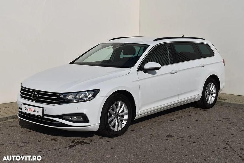 Alb Utilizat 2022 VW Passat Comfortline Break | 18.850 EUR (Preț OK) - Imagine 1/4