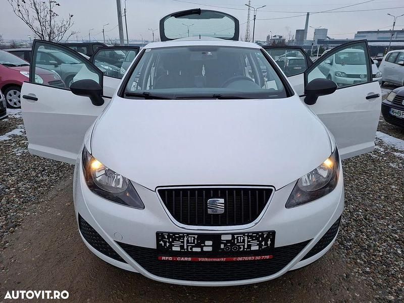 Culoarealb Utilizat 2011 Seat Ibiza Hatchback | 3.590 EUR (Puțin scump) - Imagine 1/4