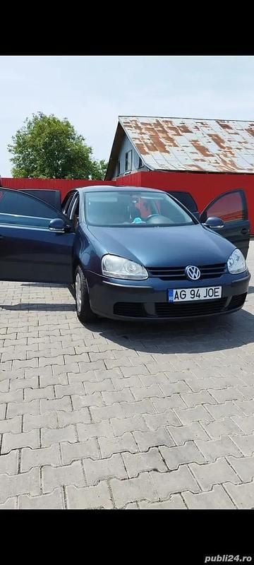 Utilizat 2005 VW Golf V Berlinǎ | 2.800 EUR (Preț OK) - Imagine 1/4