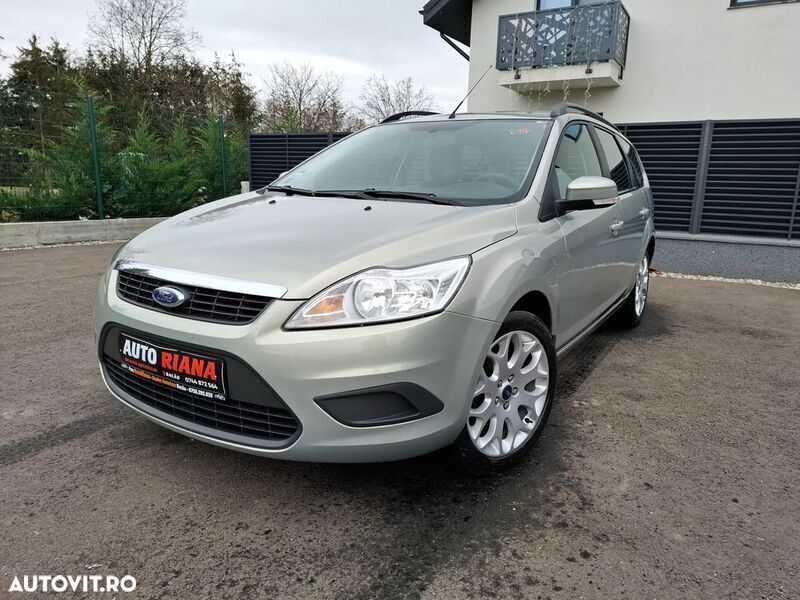 Verde Utilizat 2009 Ford Focus Style Break | 3.750 EUR (Puțin scump) - Imagine 1/4