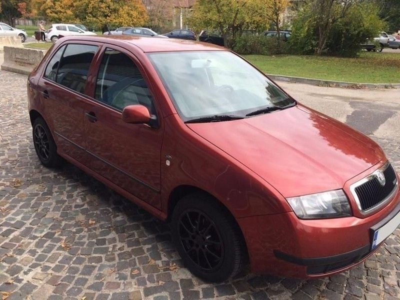 Second-hand Skoda Fabia 75 CP (55 kW) 2002 Roşu Hatchback