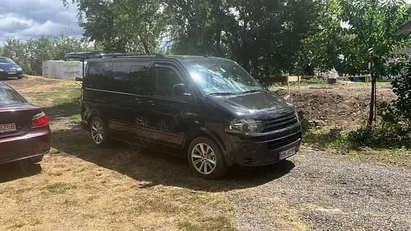 Utilizat 2005 VW Multivan Highline Van | 7.500 EUR (Preț OK) - Imagine 1/4