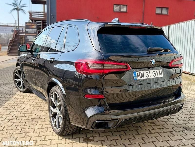 Second-hand BMW X5 Comfort Edition 265 CP (194 kW) 2019 Culoarenegru SUV