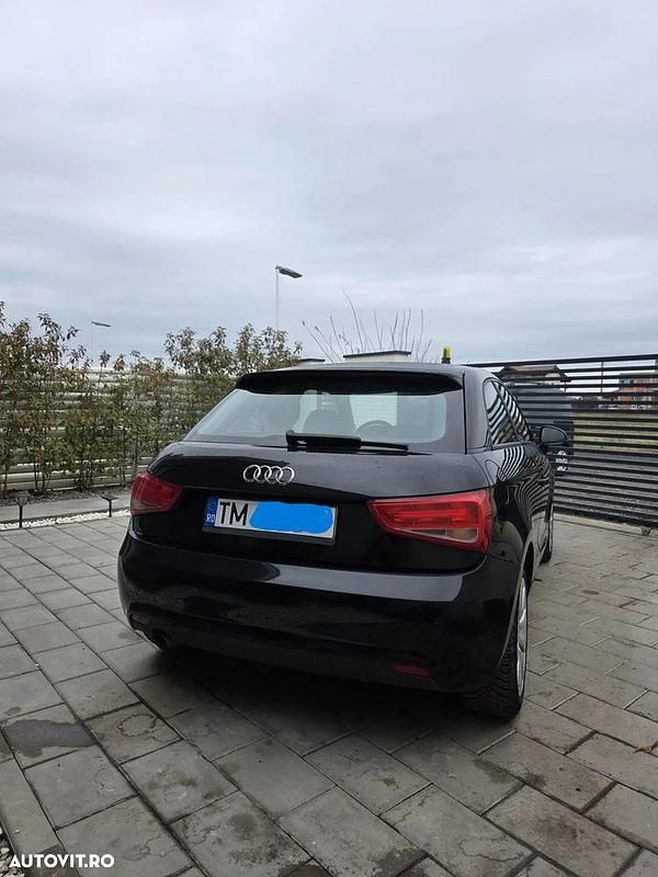 Second-hand Audi A1 Ambition 105 CP (77 kW) 2014 Culoarenegru Hatchback