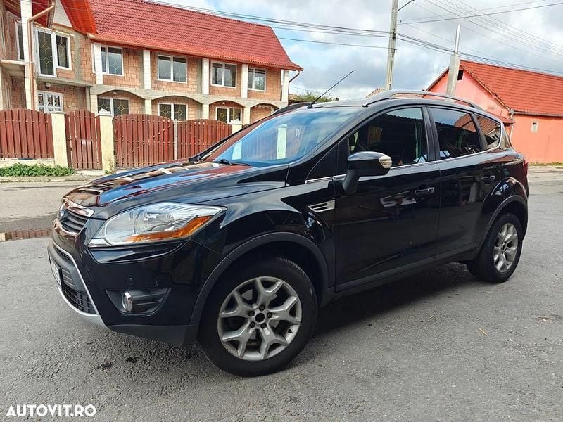 Culoarenegru Utilizat 2009 Ford Kuga SUV | 6.800 EUR (Puțin scump) - Imagine 1/4