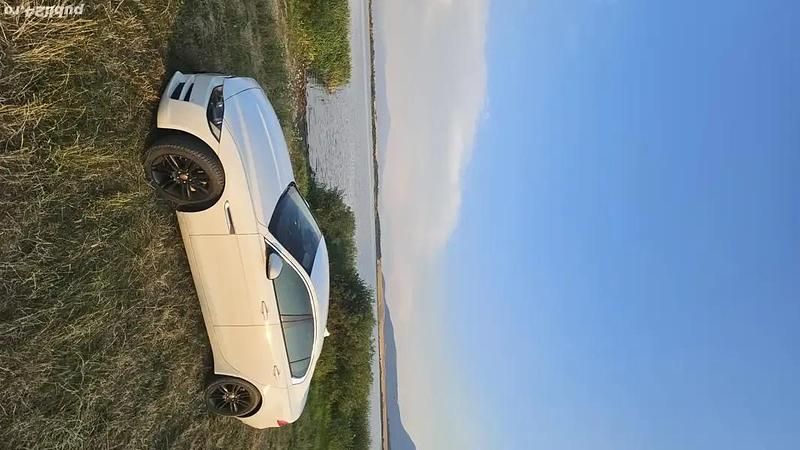 Utilizat 2017 Jaguar XE Berlinǎ | 11.500 EUR (Preț OK) - Imagine 1/4