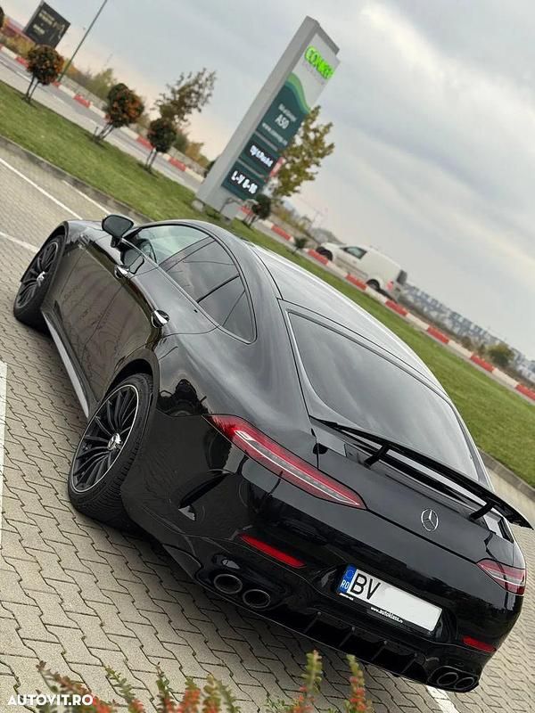 Second-hand Mercedes AMG GT 4-Door Coupe AMG 435 CP (319 kW) 2022 Culoarenegru Coupe