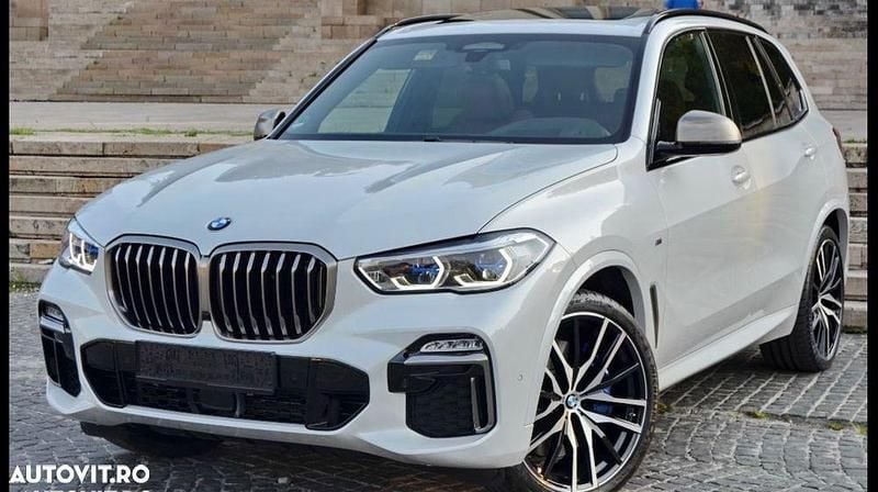 Culoarealb Utilizat 2019 BMW X5 M M Sport SUV | 70.000 EUR - Imagine 1/4