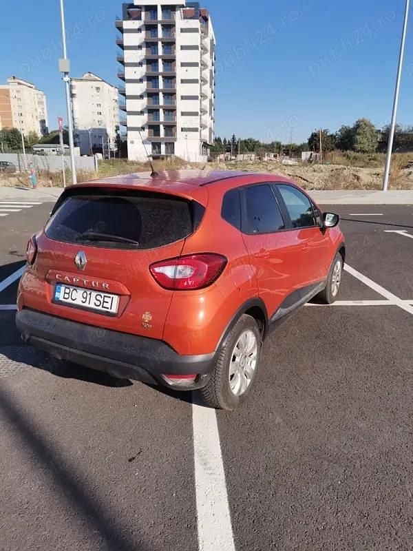 Second-hand Renault Captur 90 CP (66 kW) 2014 Portocaliu SUV