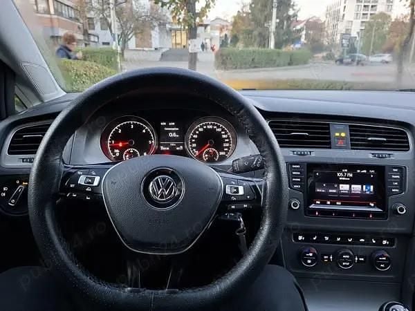Second-hand VW Golf VII 105 CP (77 kW) 2014 Gri Break