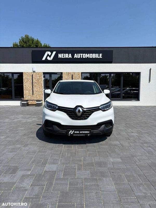 Culoarealb Utilizat 2018 Renault Kadjar SUV | 10.950 EUR (Preț OK) - Imagine 1/4