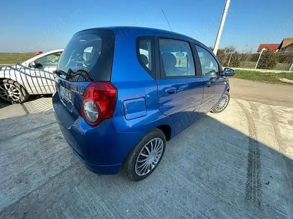 Second-hand Chevrolet Aveo 84 CP (61 kW) 2009 Albastru Hatchback