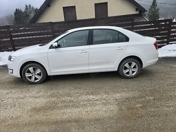 Second-hand Skoda Rapid 110 CP (80 kW) 2016 Alb Hatchback