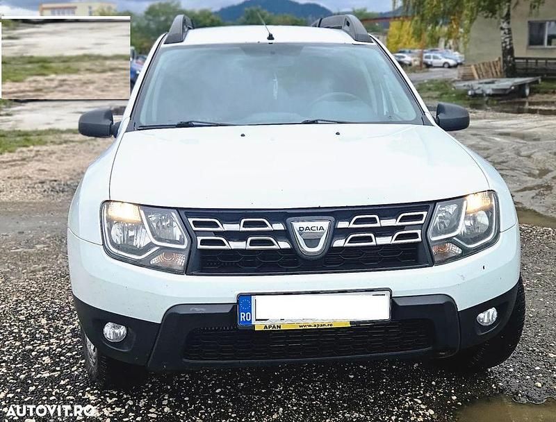 Culoarealb Utilizat 2015 Dacia Duster Lauréate SUV | 7.499 EUR (Preț OK) - Imagine 1/4