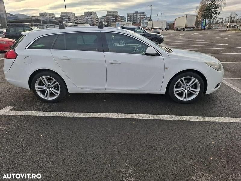 Second-hand Opel Insignia Innovation 130 CP (95 kW) 2012 Culoarealb Break