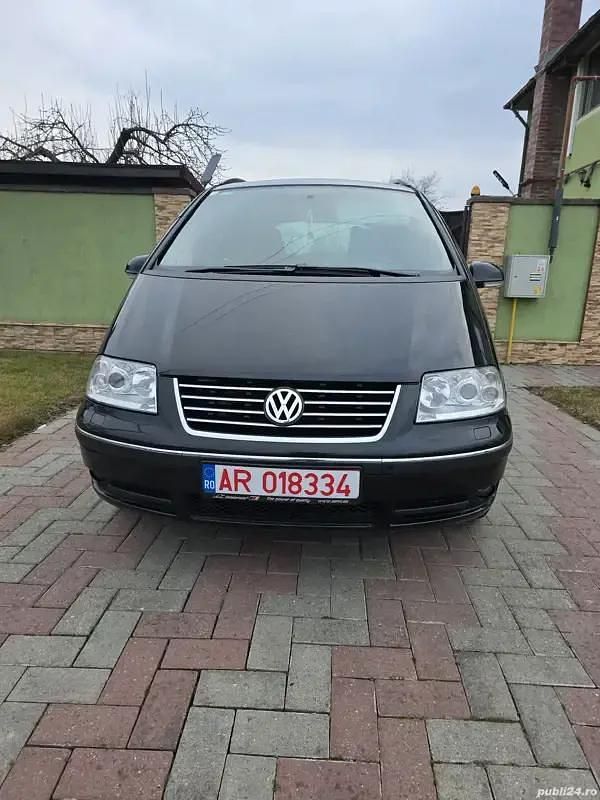 Second-hand VW Sharan 160 CP (117 kW) 2010 Monovolum