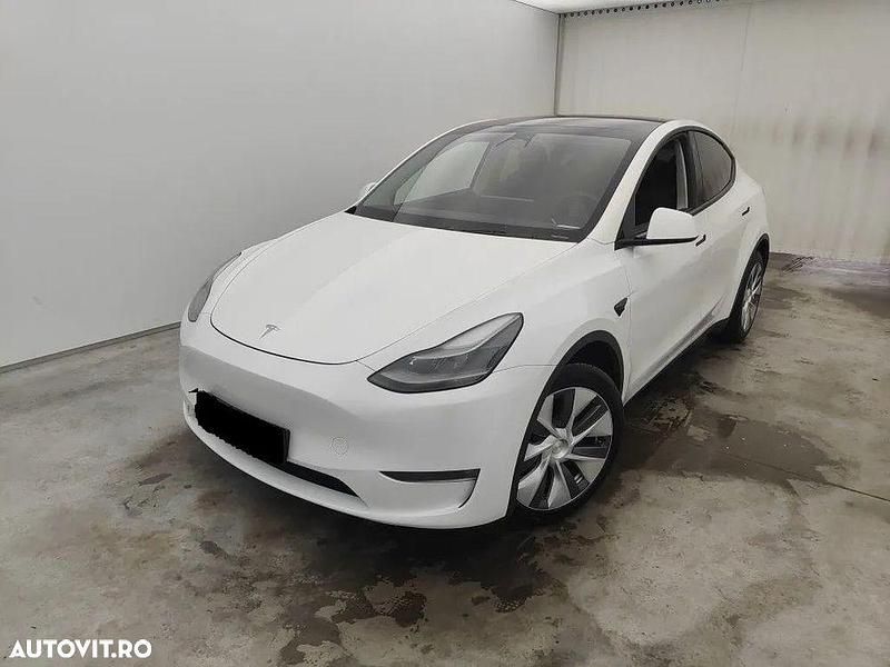 Culoarealb Utilizat 2024 Tesla Model Y SUV | 38.998 EUR (Preț OK) - Imagine 1/4