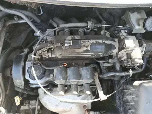 Second-hand Chevrolet Spark 52 CP (38 kW) 2008 Alb Hatchback