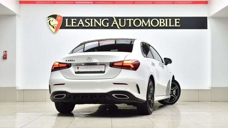 Second-hand Mercedes A250 AMG 161 CP (118 kW) 2020 Alb Berlinǎ