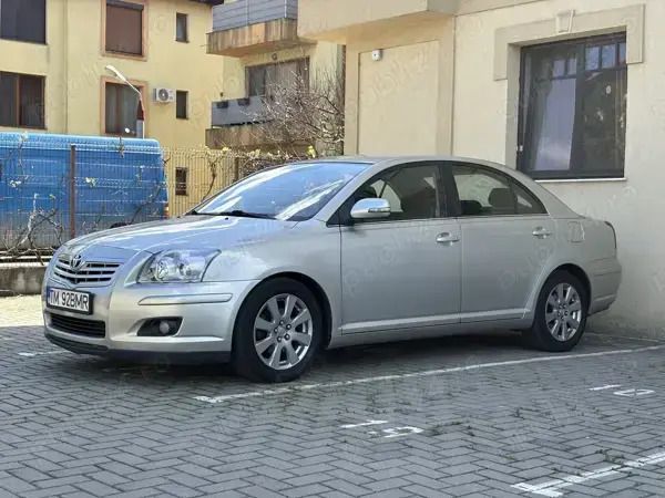 Utilizat 2007 Toyota Avensis Berlinǎ | 3.700 EUR (Preț OK) - Imagine 1/4