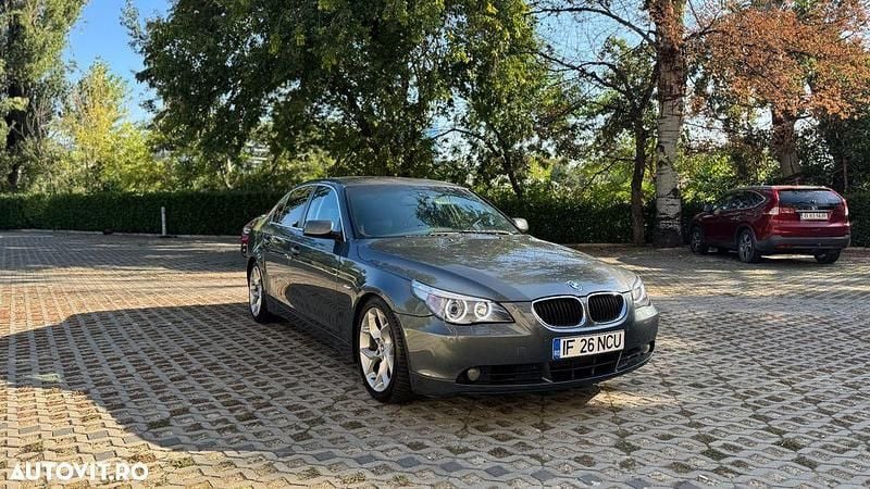 Gri Utilizat 2005 BMW 525 Berlinǎ | 4.000 EUR (Preț OK) - Imagine 1/4