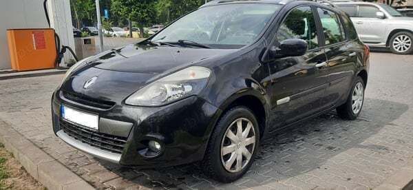 Second-hand Renault Clio II 100 CP (73 kW) 2010 Berlinǎ