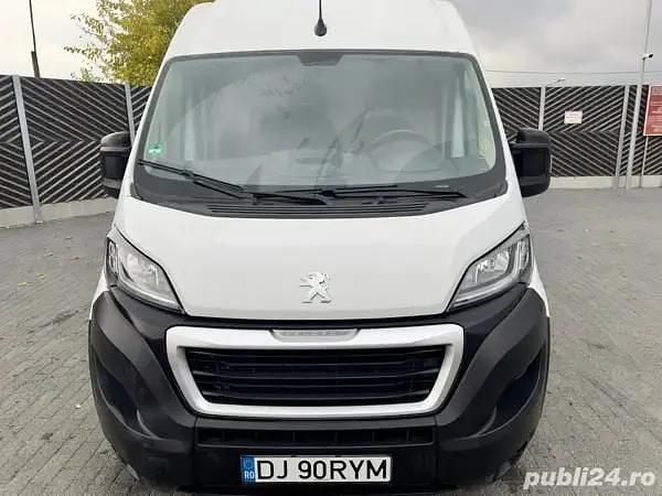 Utilizat 2022 Peugeot Boxer Van | 18.800 EUR - Imagine 1/4