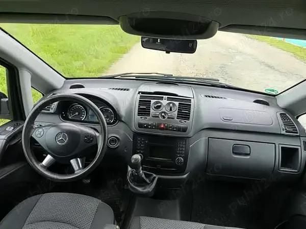 Utilizat 2013 Mercedes Vito Monovolum | 7.600 EUR (Super Preț) - Imagine 1/4