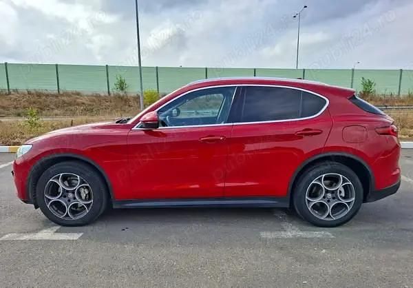 Second-hand Alfa Romeo Stelvio 280 CP (205 kW) 2018 Culoarerosu SUV
