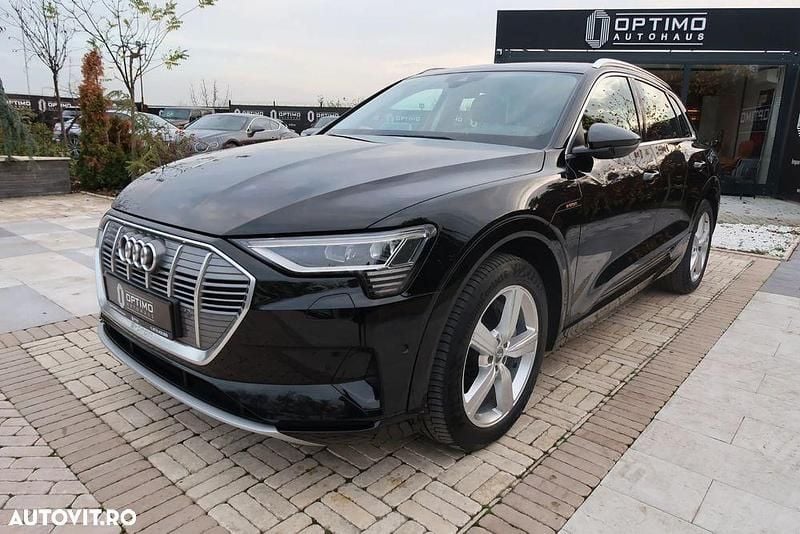 Culoarenegru Utilizat 2019 Audi e-tron Advanced SUV | 20.500 EUR (Preț OK) - Imagine 1/4