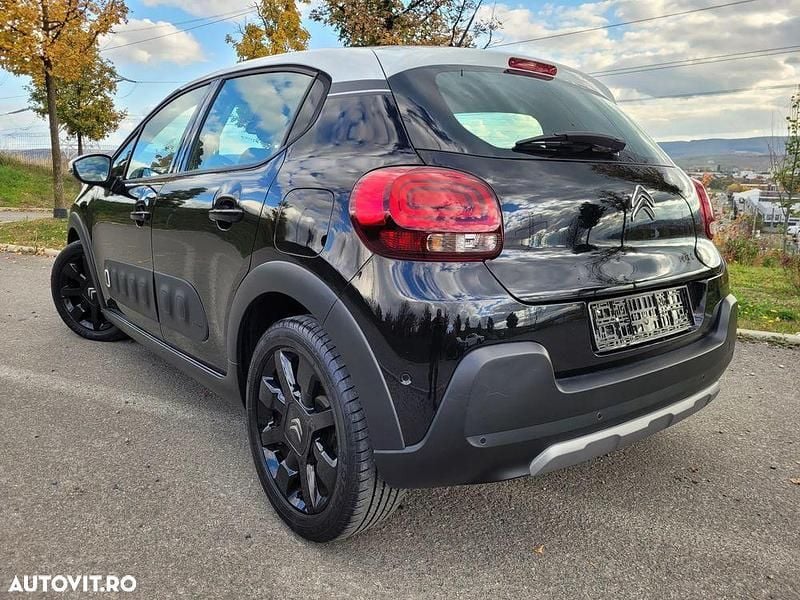 Second-hand Citroën C3 PureTech 110 CP (80 kW) 2017 Culoarenegru Hatchback