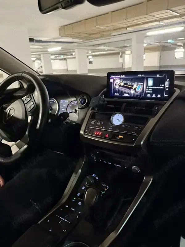 Utilizat 2018 Lexus NX300h SUV | 27.800 EUR - Imagine 1/4