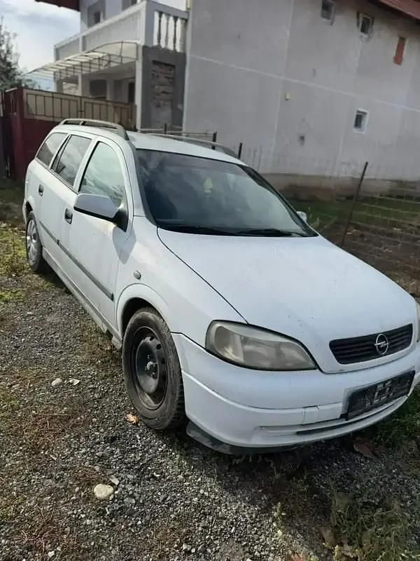 Utilizat 1999 Opel Astra Break | 400 EUR (Preț bun) - Imagine 1/4