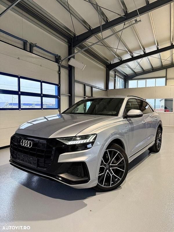 Culoareargint Utilizat 2019 Audi Q8 Business SUV | 43.900 EUR (Preț OK) - Imagine 1/4